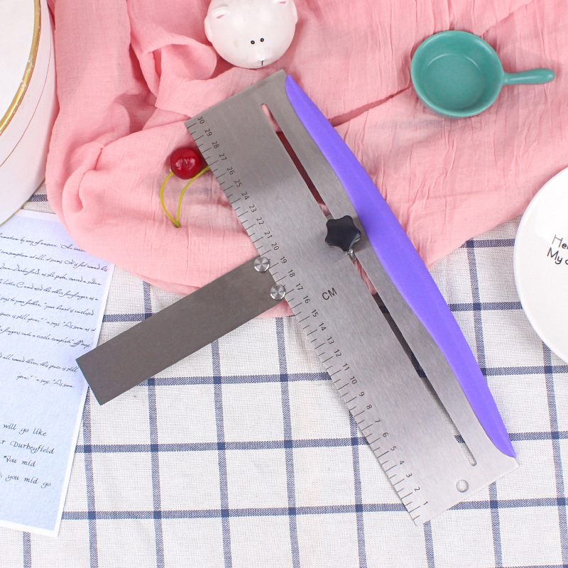 Adjustable Cake Scraper Cakes  - Kitchen Baking Corner recensie en prijs